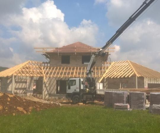 Maison d'habitation charpente bois massif